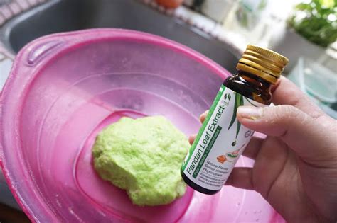 Natural Pandan Leaf Extract Essence keluaran Bio Nutricia Extract, untuk masakan dan minuman.