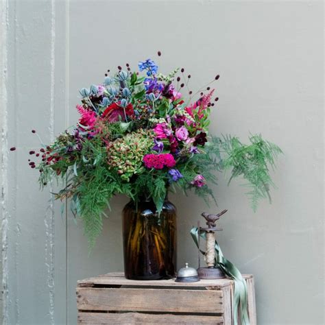 9 Best Florists for Flower Delivery in Edinburgh - Petal Republic