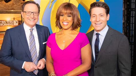 'CBS This Morning' releases new anchor photo — that features an odd 'gap'