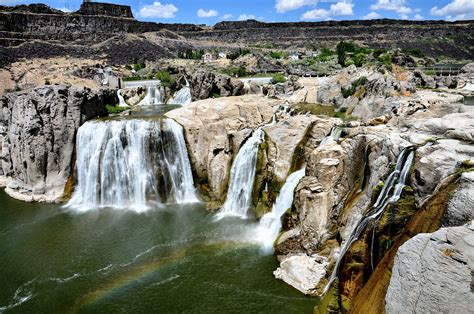 Shoshone Falls Park Waterfall near Twin Falls, Idaho - Encircle Photos