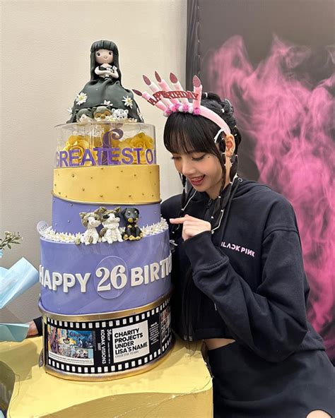 Birthday Magic for Lisa as BLACKPINK and Fans Unite for a Memorable ...