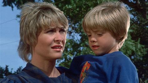 [Image] Dee Wallace Just Reunited With the Child Stars from 'Cujo' and 'E.T.' and It'll Warm ...