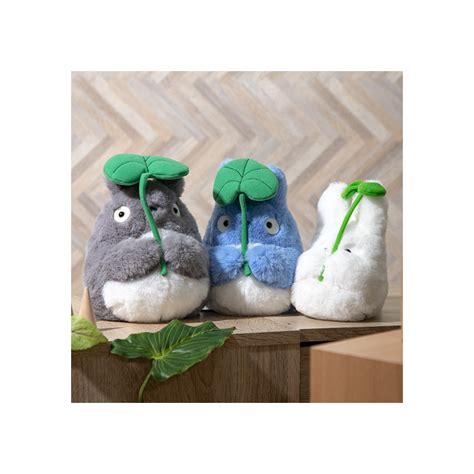 Plush Chu Totoro Holding Leaves My Neighbor Totoro - Meccha Japan