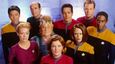 Star Trek: Voyager cast reunion raises more than $19k for The Actors Fund on Stars in the House ...