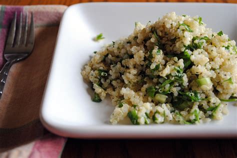 Mama's Fixins: Quinoa Taboule