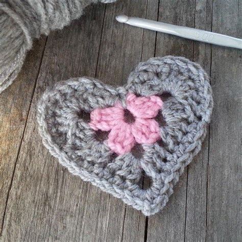 Craftsy.com | Express Your Creativity! | Crochet heart pattern, Left ...