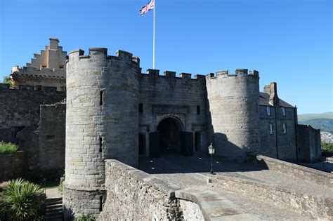 7 photos of Stirling castle plus a little history.