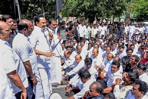 Elections 2019: DMK set for thumping win in Tamil Nadu, Stalin gets a boost as BJP gets a ...