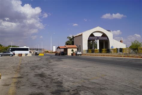 Crossing the Lebanon - Syria border from Beirut to Damascus.