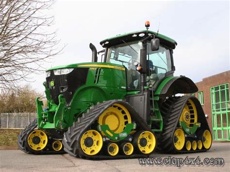 Tractors - Farm Machinery: John Deere 7R