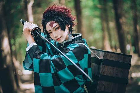 10 Wonderful Cosplay of Demon Slayer's Tanjiro Kamado | CBR | Cosplay anime, Kawaii cosplay ...