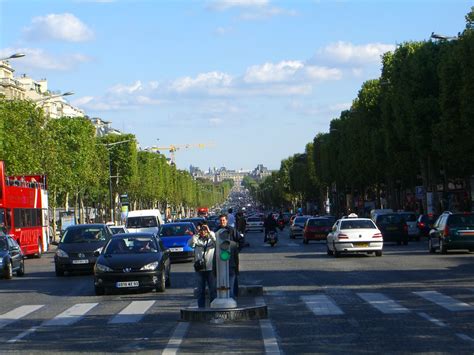 Champs-Élysées | Olivier Bruchez | Flickr