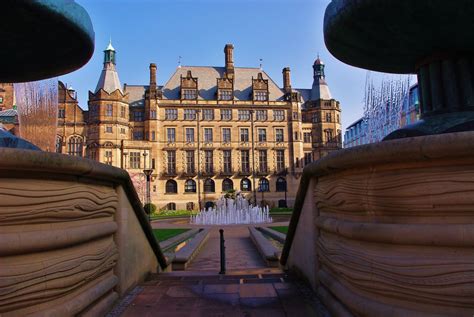 Viewing Photo - SHEFFIELD TOWN CENTRE - Pentax User