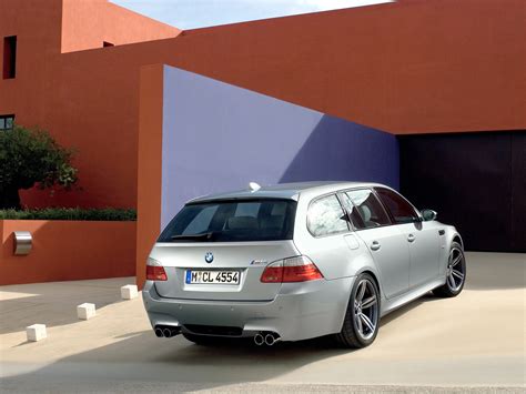 BMW M5 E60/E61 Touring универсал