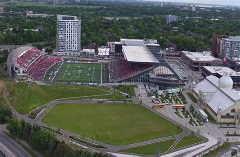 Lansdowne Park – TD Place / Lansdowne Live