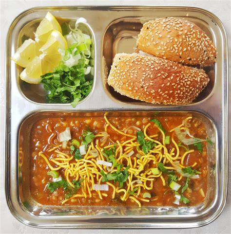 Misal Pav - Gooey Gracious Me