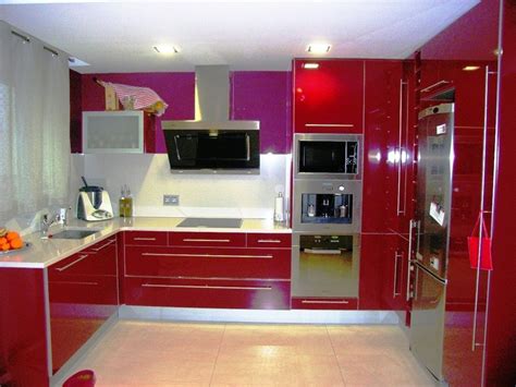 Gran cocina Kitchen Modular, Modern Kitchen Cabinets, Red Kitchen ...