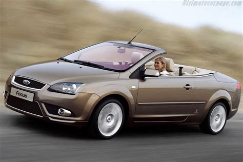 2006 Ford Focus Convertible Coupe - Images, Specifications and Information