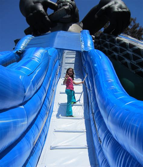 Inflatable World Lets Kids Jump, Slide and Climb Huge Inflatables | Family Vacation Hub