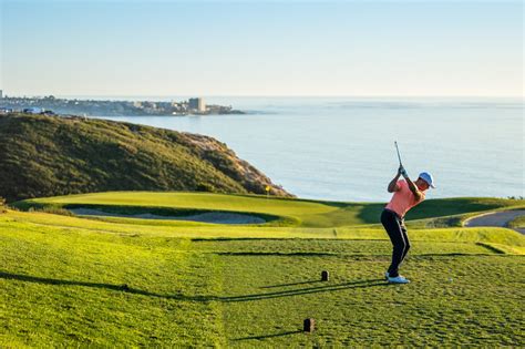 The Lodge at Torrey Pines: Classical Beauty | Golf Vacations Magazine