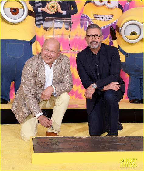 Steve Carell Signs 'Rise of Gru' Minions Names For Hand & Footprint ...