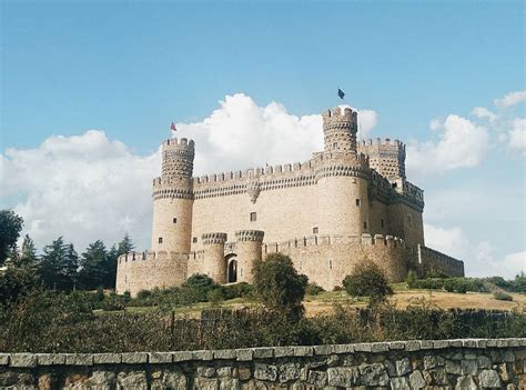 New Castle of Manzanares el Real - Passporter Blog