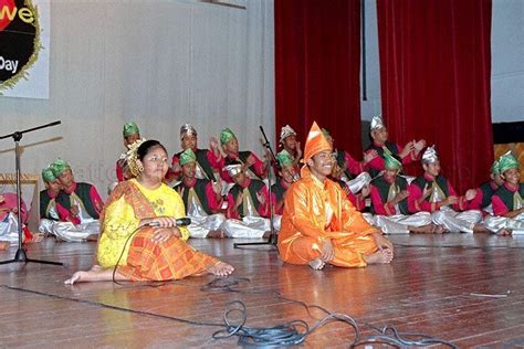 Dikir barat performance (traditional Malay vocal musical