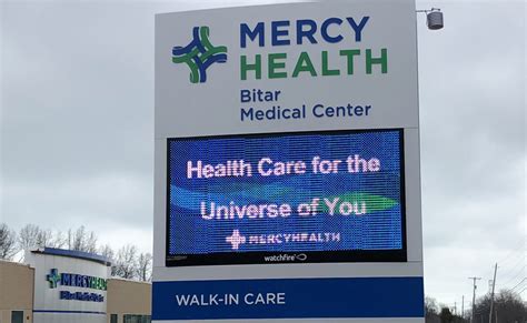 The Importance of Healthcare Signage In and Around Medical Facilities