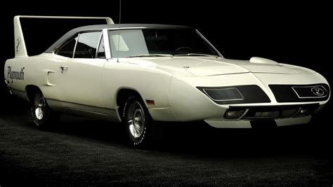 1970 Plymouth Road Runner Superbird | Auto Express