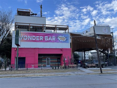 Wonder Bar planned for former Irish pub space on Henderson Avenue ...