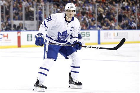 Toronto Maple Leafs: Is John Tavares Starting to Decline?