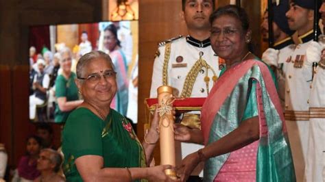 Sudha Murty receives Padma Bhushan from President Droupadi Murmu. Watch