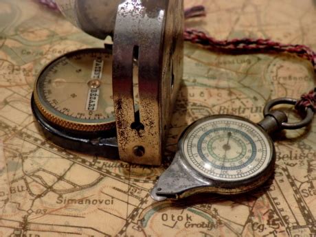 Free picture: antiquity, cast iron, compass, history, navigation, orientation, instrument, old
