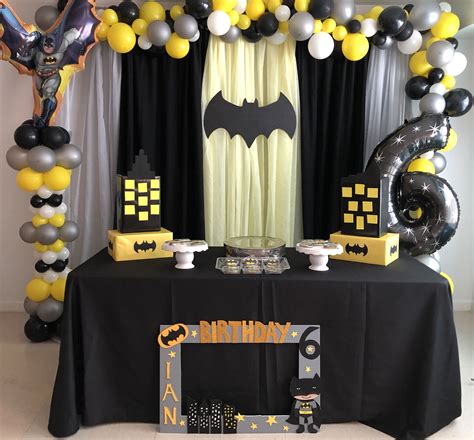 Batman birthday party Lego Batman Party, Batman Party Foods, Batman ...