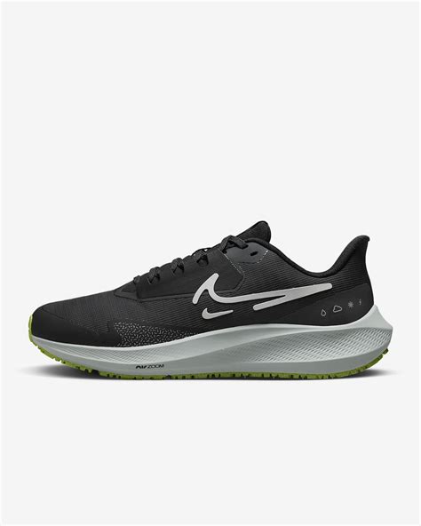 Nike Pegasus 39 Shield Women's Weatherised Road Running Shoes. Nike IN