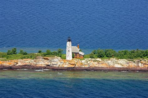 Menagerie Island Lighthouse | Island lighthouse, Lighthouse, Michigan city