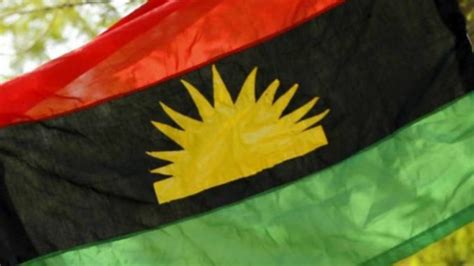 555 Biafra flags, car insignia seized in Onitsha – 9News Nigeria