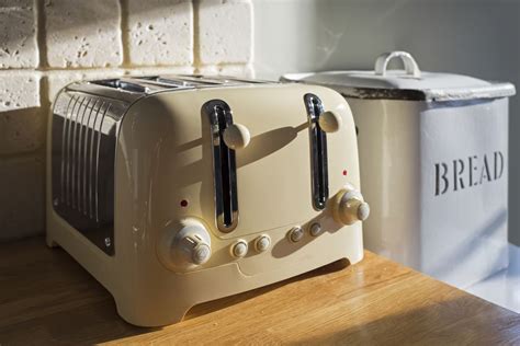 First Electric Toaster, Pop-Up Toast, and Sliced Bread