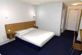 Welcome to Travelodge Ayr Ayr Scotland by Madbookings - Scotland online, information on ...