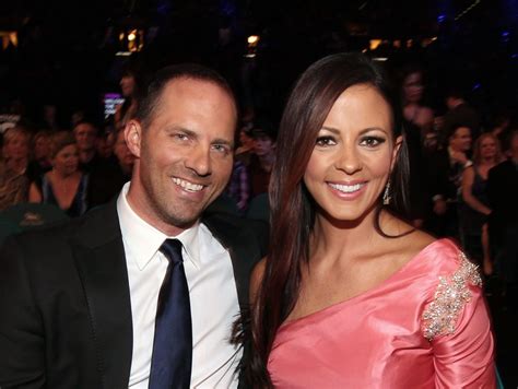 Sara Evans’ Husband Jay Barker Releases Statement After Arrest For Trying To Hit Her With Car ...