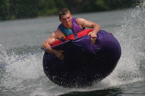 File:Tubing on Pleasant Lake MN.jpg - Wikipedia, the free encyclopedia