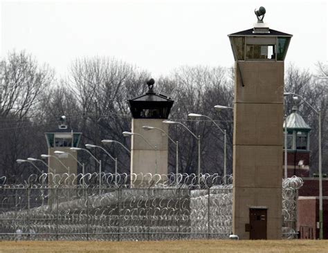 Number of Lewisburg prison inmates testing positive for COVID-19 tops 50 - pennlive.com