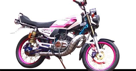 This neavily modified Yamaha RX135 motorcycle costs a whopping 3.2 lakh