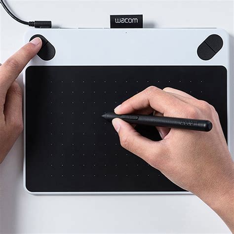Tech-Savvy Hands on Review: Wacom Intuos Draw - NCCE's Tech Savvy ...