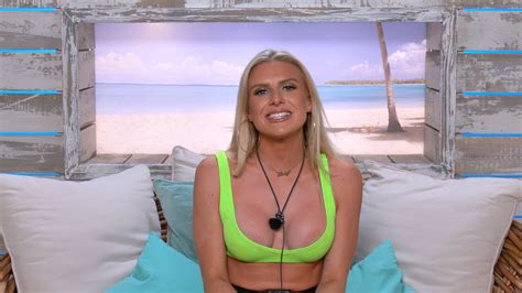 Scots Love Island fans confused as Chloe Burrows boasts she's a 'weapon' - as it's NOT a ...