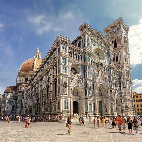 Déjate sorprender ante la Catedral de Florencia
