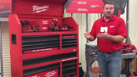 NEW Milwaukee Tool 46" Rolling Tool Chest & Drawers - YouTube