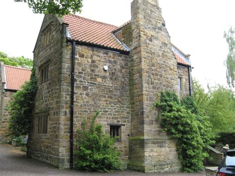 Explore Washington Old Hall in Tyne & Wear, England | PicturesOfEngland.com