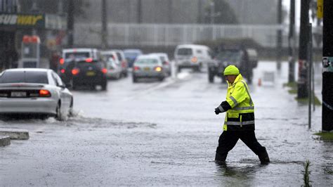 Central Coast weather warning: flooding rain, damaging winds and huge seas | Daily Telegraph