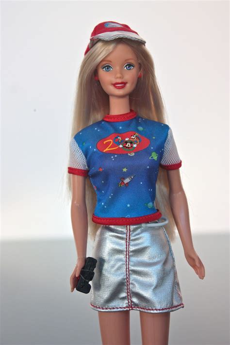 Walt Disney World Exclusive Barbie Doll 2000 | lupon.gov.ph